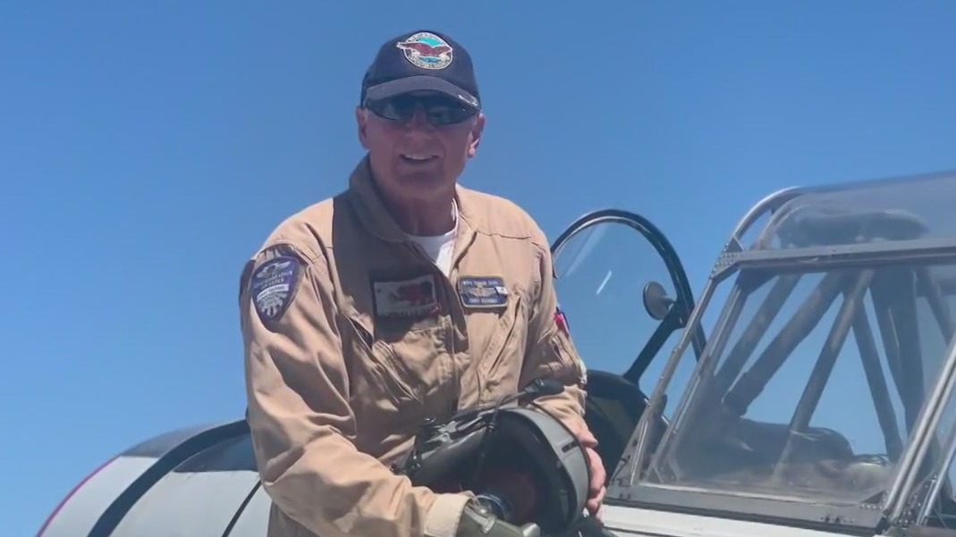 Pilot Chris Rushing killed in mid-air crash in Reno
